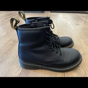 Dr. Martens US 5